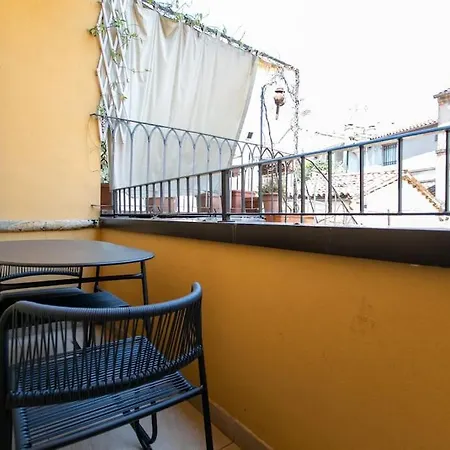 Residenza Subitosanto - Con Balconcino 